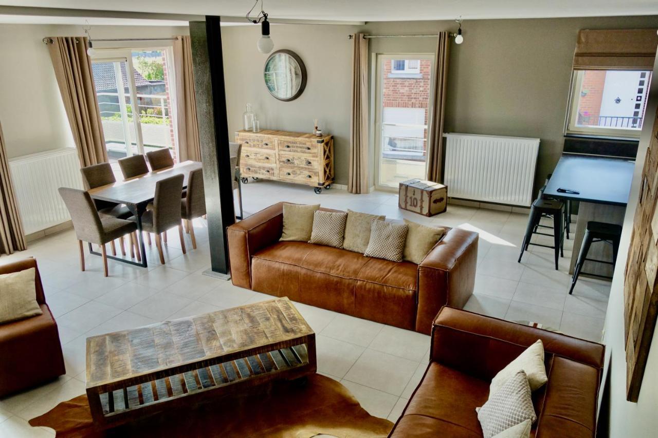 Loft En Duplex Avec Terrasse 3 Chambres Proche Pairi Daiza Mons Luaran gambar