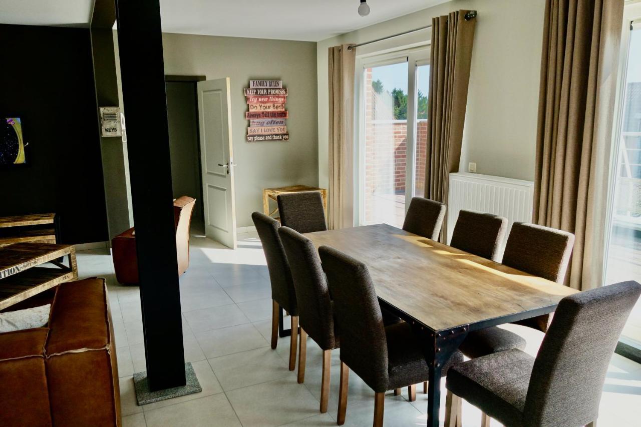 Loft En Duplex Avec Terrasse 3 Chambres Proche Pairi Daiza Mons Luaran gambar